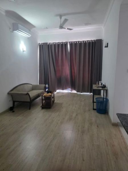 Living Room -  3-bedroom Semi-furnished Apartment For Sale Havelock Trillium   Pda363