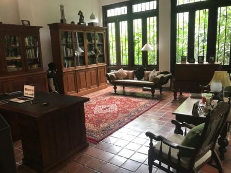 Living Room - LUXURY HOUSE FOR RENT – PITAKOTTE - Overlooking Diyawanna Lake (Long-Term & Short-Term Rentals)