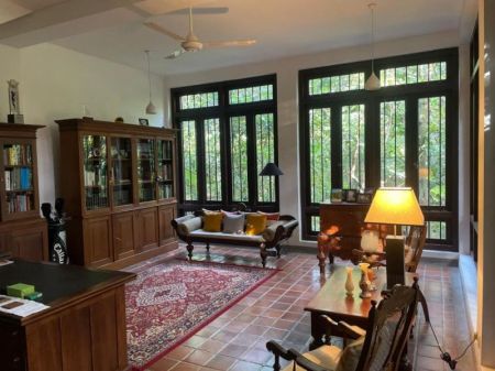 Living Room - LUXURY HOUSE FOR RENT – PITAKOTTE - Overlooking Diyawanna Lake (Long-Term & Short-Term Rentals)
