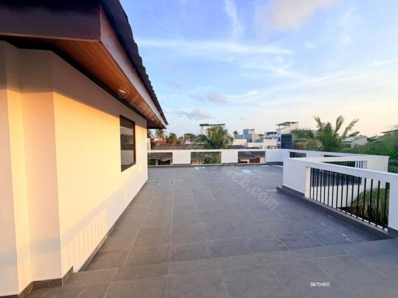 House for sale in Mount Lavinia