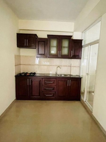 Kitchen - Mount Plaza/02beds/sea view/Apartment for sale in Mount Lavinia 
