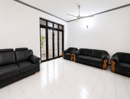 Living Room - Furnished House/04beds/for rent in Colombo 04