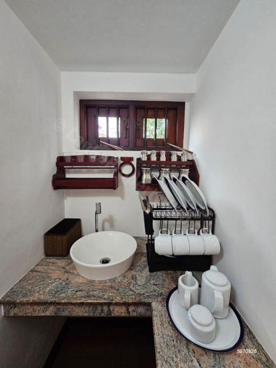 Bathroom - House for rent in Colombo 5